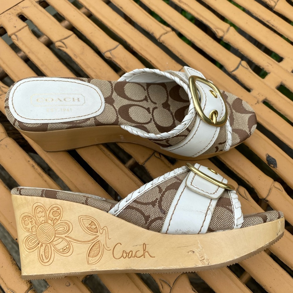 Coach wedge sandals. White and khaki size 6 - Picture 4 of 5